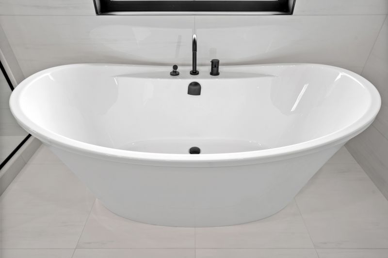 Minimalist Freestanding Tub